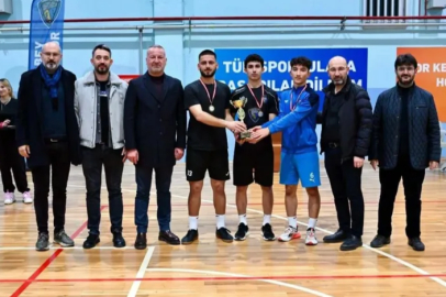 Karacabey'de ayak tenisi şampiyonu Karaca