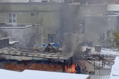 Bursa'da çatı katı yangını korkuttu