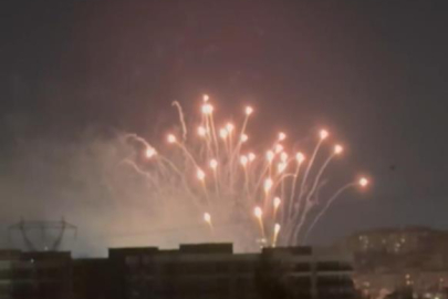 Nilüfer'de gelişi güzel atılan havai fişekler geceyi aydınlattı,