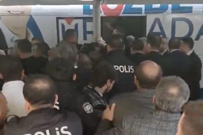 Bursa Büyükşehir Belediye Başkanı Mustafa Bozbey'e saldırı girişimi