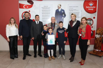 Başkan Özdemir, minik İpek'i kırmadı