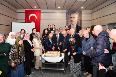 Osmangazi Alzheimer Gündüz Bakım Evi 3. yılını kutladı