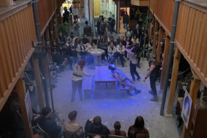 İnegöl'de tiyatro festivaline muhteşem final