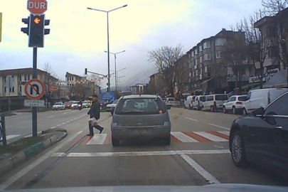 Bursa'da kırmızı ışık ihlali kaza getiriyordu.