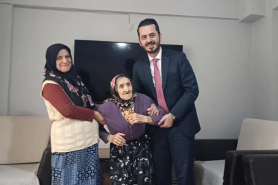121 yaşındaki Saadet teyze, ziyaretçilerinden bakın ne istedi