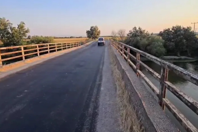 Bursa'da beşik gibi sallanan köprü yıkılıyor