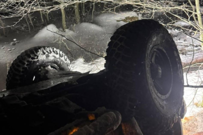 İnegöl'de cip uçuruma yuvarlandı: 5 yaralı