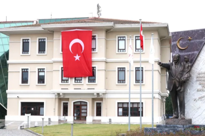 Osmangazi’de her yer kırmızı beyaz