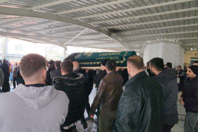 Otoyol gişelerindeki kazada ölen çift gözyaşlarıyla uğurlandı