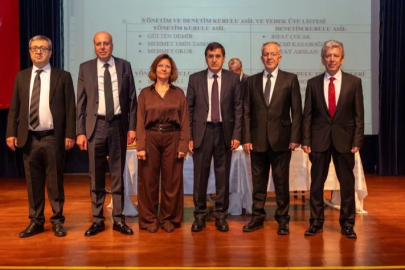 BUTTİM’de bayrak değişimi