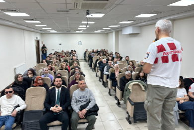 Nilüfer Belediyesi personeline “Temel Afet Bilinci” eğitimi