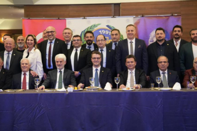 Bursa Fan Clup'te bayrak değişimi