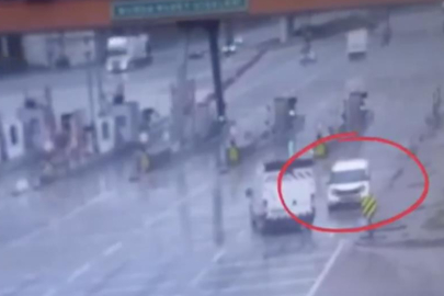 Bursa'da otoyolda pes dedirten görüntü