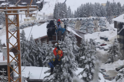 Uludağ'da telesiyej arızası: Mahsur kalan tüm tatilciler kurtarıldı