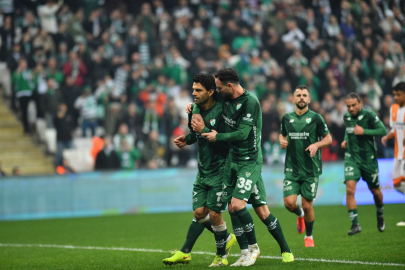 Bursaspor Adanaspor’u farklı geçti