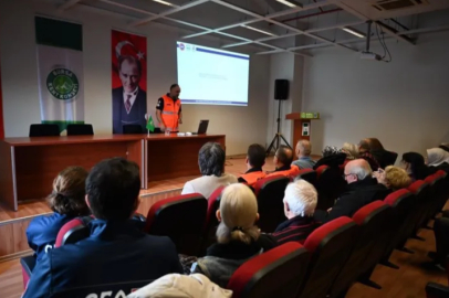 Bursa Kent Konseyi afetle mücadele ediyor