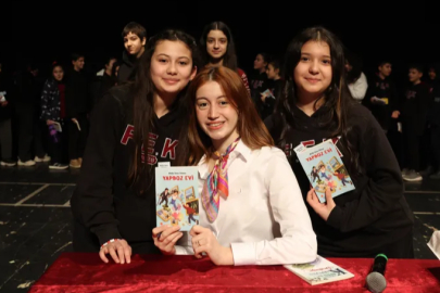 Nilüferli öğrenciler yazar Melis Sena Yılmaz ile buluştu