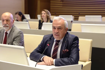 Başkan Özdemir örnek modeli Barış Mahallesi sakinlerine anlattı