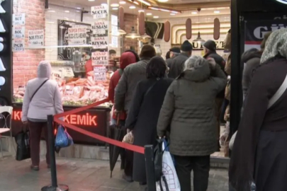 Bursa’da Ramazan öncesi çarşı ve pazarlarda yoğunluk