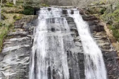 Kar suları Suuçtu Şelalesini coşturdu