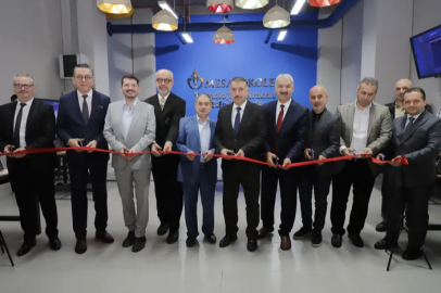 Mesafikir finali: Genç zihinlerin sahnesi geleceğe ilham verdi