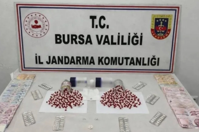 Bursa'da bin 39 adet sentetik hap ele geçirildi