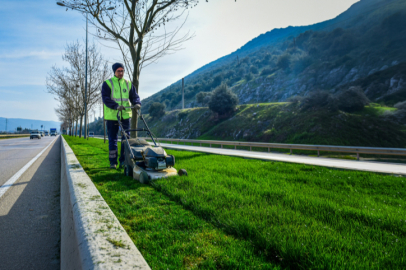 Bursa'da cadde ve bulvarlara estetik dokunuş