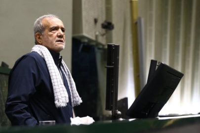 Pezeşkiyan: "Körfez ülkelerine misilleme yapmak zorunda kalıyoruz"