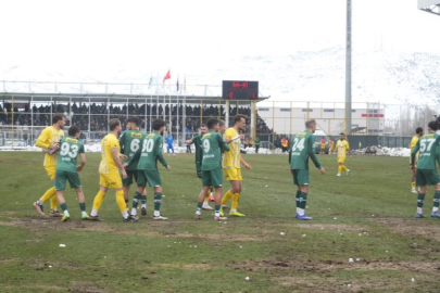 TFF 2. Lig: Muş Spor Kulübü: 0 - Bursaspor: 1