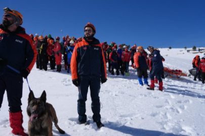 Uludağ'da çığ arama kurtarma tatbikatı gerçekleşti