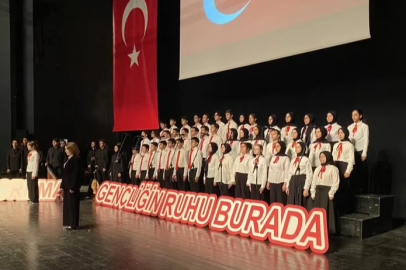 Bursa'da İstiklal Marşı'nın kabulünün 105. yılı törenle anıldı