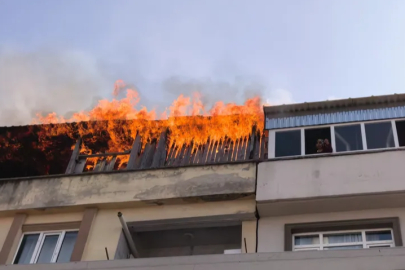 Bursa'da apartman terasında yangın paniği
