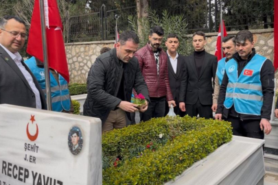 Bursa'da  bayram öncesinde şehitler unutulmadı