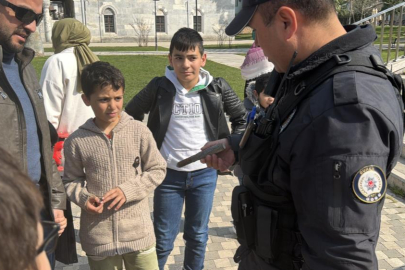 Çekilen İznik Gölü kıyısında oynayan çocuklar top mermisi buldu