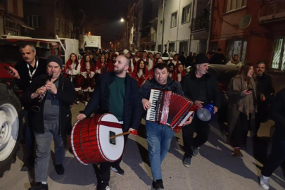 Rumeli geleneği Bursa'da sahura renk kattı
