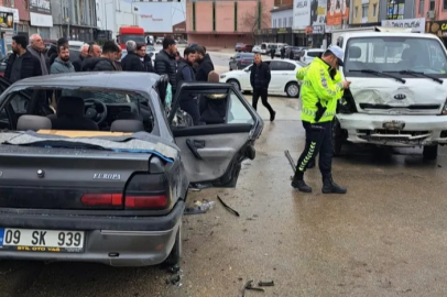 Bursa'da feci kaza: 4’ü çocuk 9 kişi yaralandı