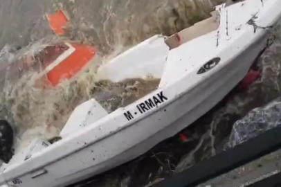 Gemlik ve Kumla'yı lodos vurdu, tekneler alabora oldu