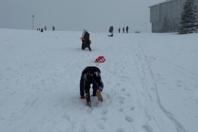 Günübirlikçiler Uludağ'a akın etti