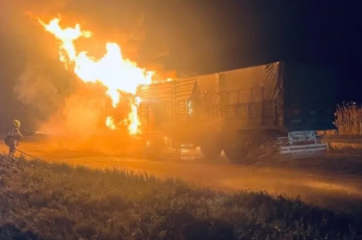 TIR yangını Bursa yolunu trafiğe kapadı