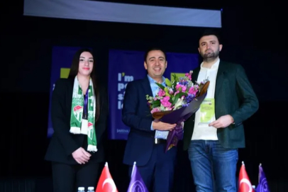 Bursaspor Başkanı Çelik Şahinkayalı öğrenciler ile buluştu