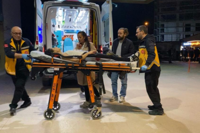 Bursa'da  aşk üçgeni bıçaklı kavgaya dönüştü: 2 yaralı