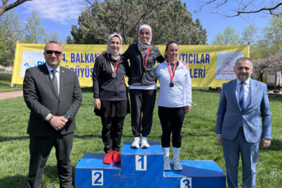 Bursa'da postacıların nefes kesen yarışı