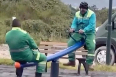 Bursa'da temizlik işçilerinin tahterevalli keyfi