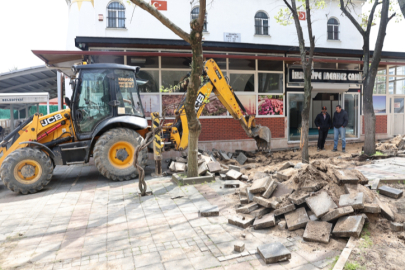 İhsaniye Eski Köy Meydanı modern bir görünüme kavuşuyor