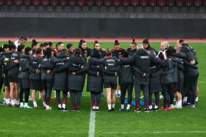 Kadın A Milli Takımı, İsviçre karşısında