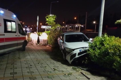 Bursa'da alkollü sürücü kazaya neden oldu, araçlar hurdaya döndü