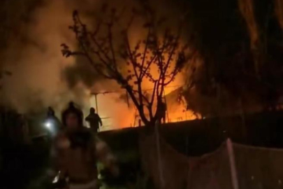 Bursa'da konteyner alev topuna döndü