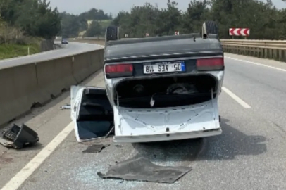 Bursa'da kontrolden çıkan otomobil takla attı