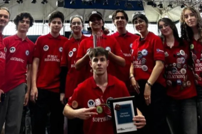 Bursa'dan New York'a uzanan başarı: FRC'de büyük gurur