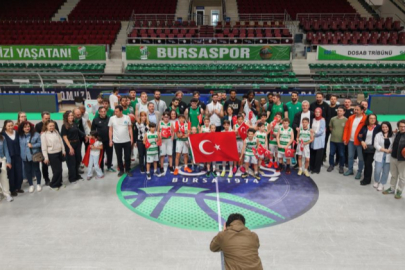 Bursa'da dev adamlarla miniklerin kıran kırana mücadelesi